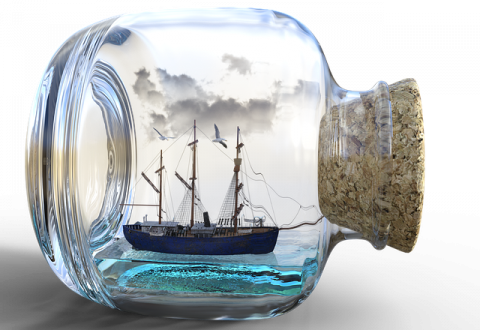 Um navio em uma garrafa