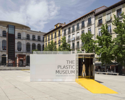 Delavegacanolasso The Plastic Museum